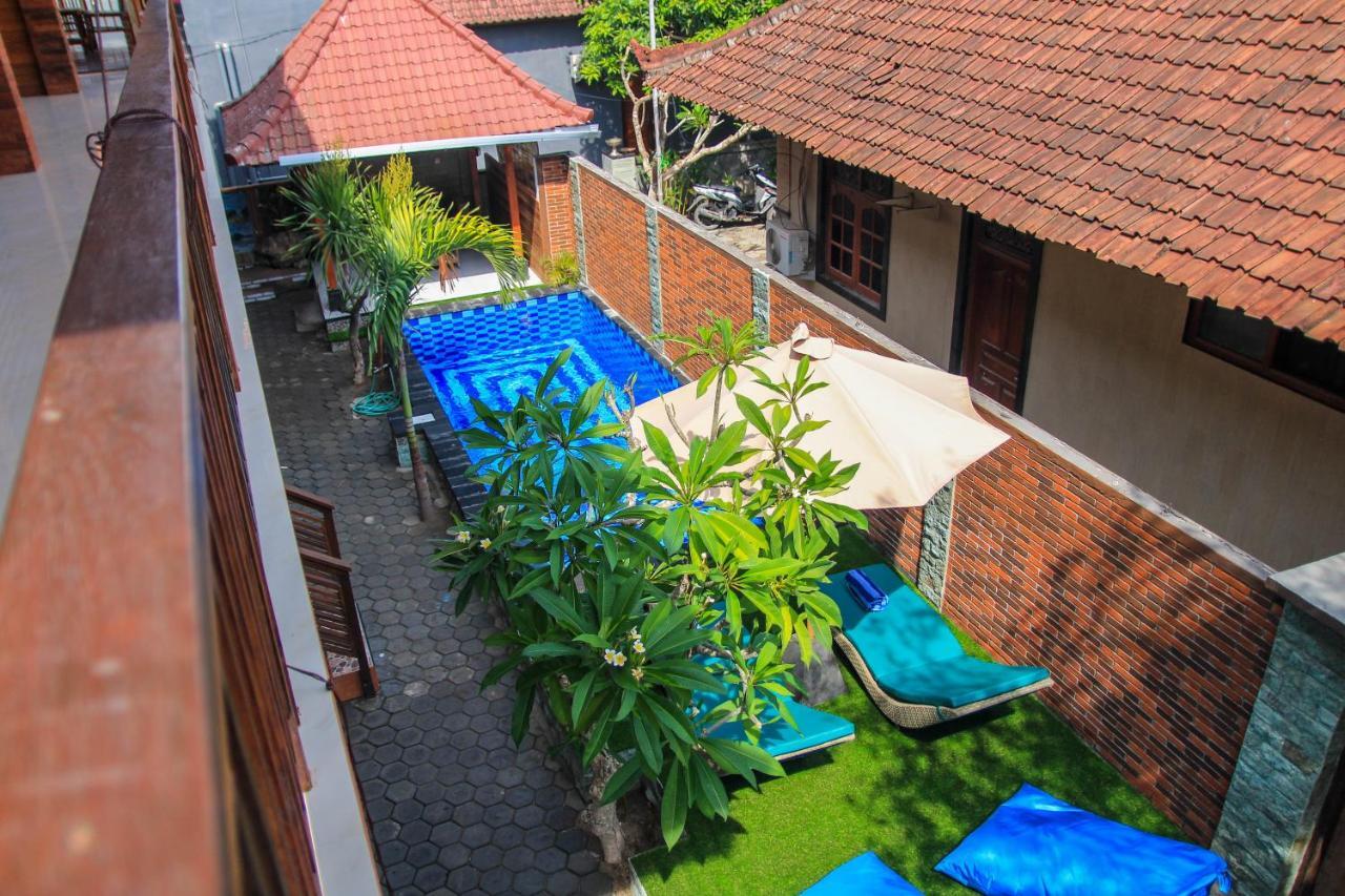 D'Tegal House Hotel Nusa Lembongan  Exterior photo